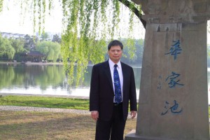 2012042122浙江大學070-華家池留影